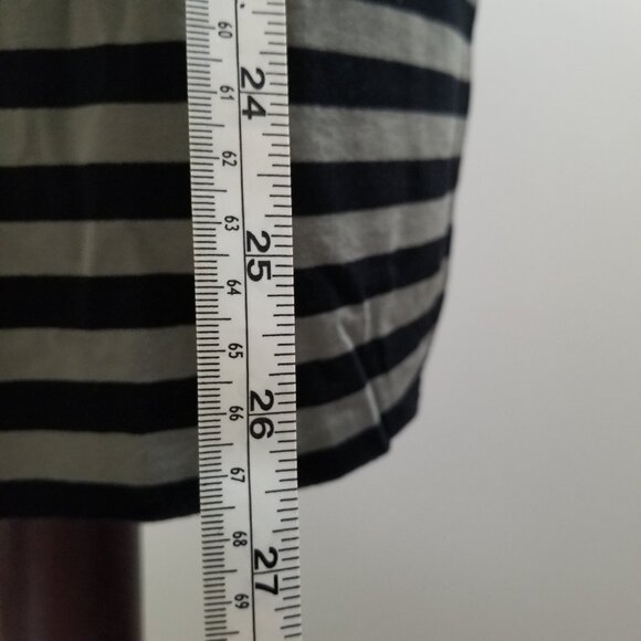 Vince Camuto Brand Pencil Skirt, gray/black stripes, size S - Picture 4 of 7